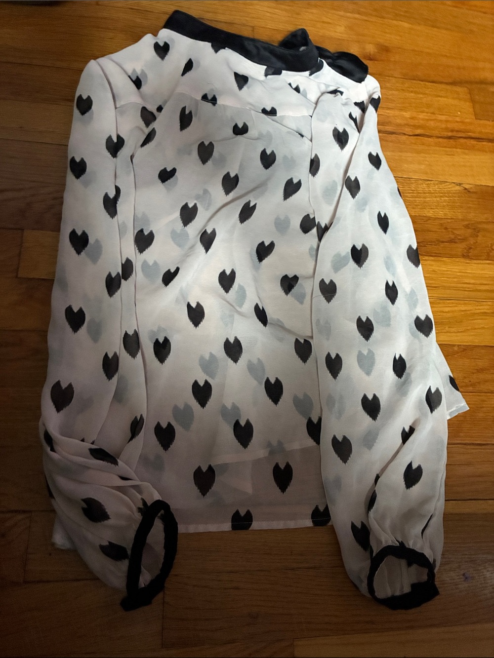 Black & Pink Heart-Print Ruffle V-Neck Blouse - Picture 4 of 4